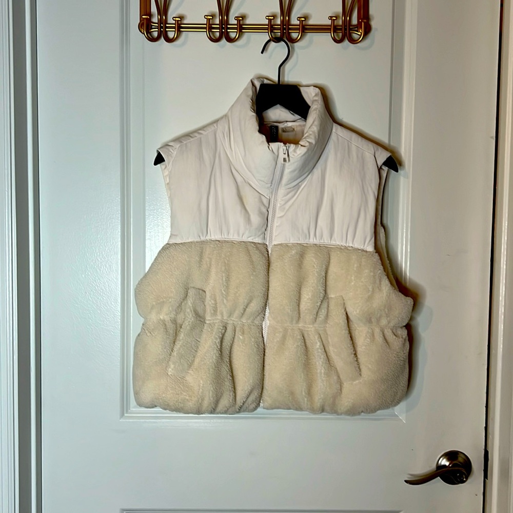 H&M vest